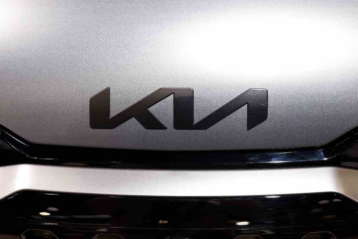 Kia cambia i piani per il futuro