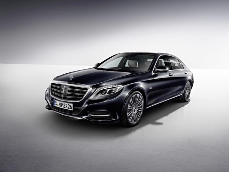 Mercedes V12 anche dopo il 2030