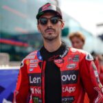 Pecco Bagnaia nel paddock