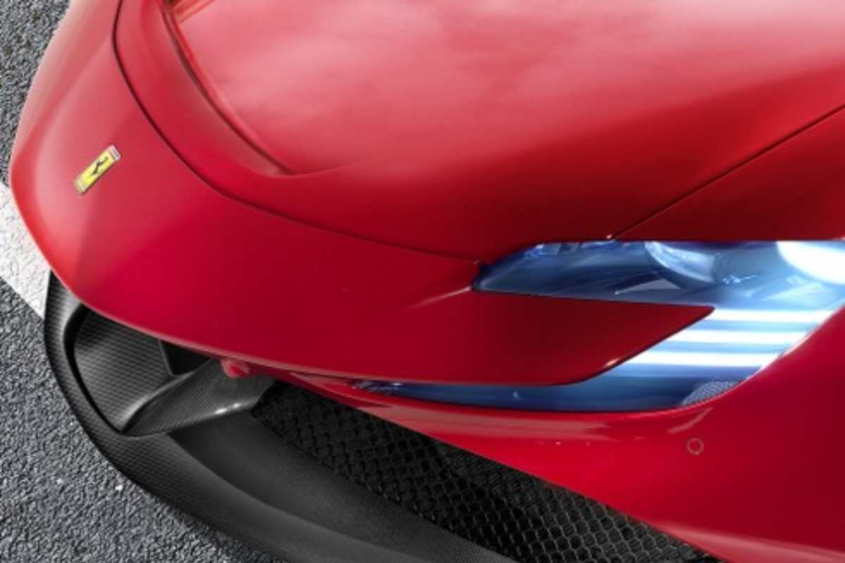 ferrari prezzo