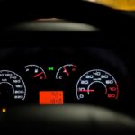 Sterzo dell'auto e cruscotto