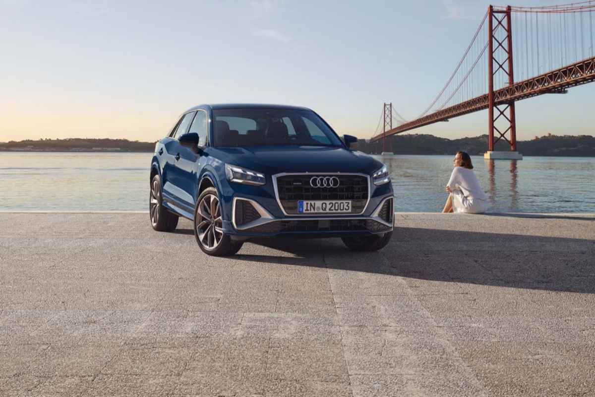 L'Audi Q2 parcheggiata