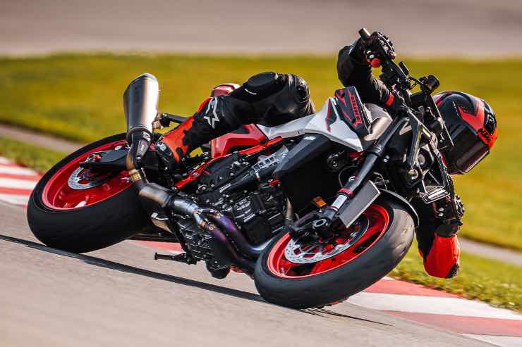 KTM 990 Duke R Novità moto