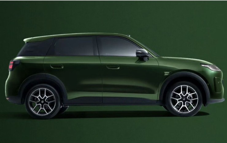 Auto SUV novità Leapmotor A10