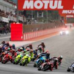 partenza di una gara di MotoGP