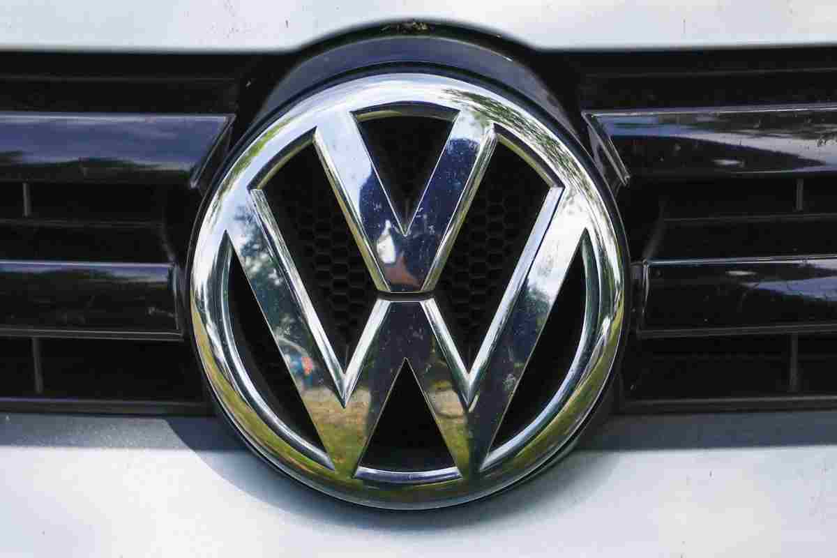 volkswagen logo
