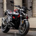 La BMW 1300 R