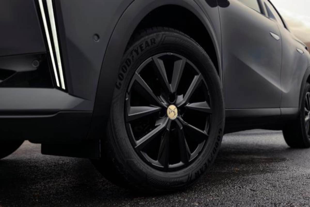 Stellantis tante auto premium