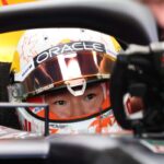 Tsunoda nell'abitacolo della Red Bull