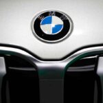bmw logo crisi