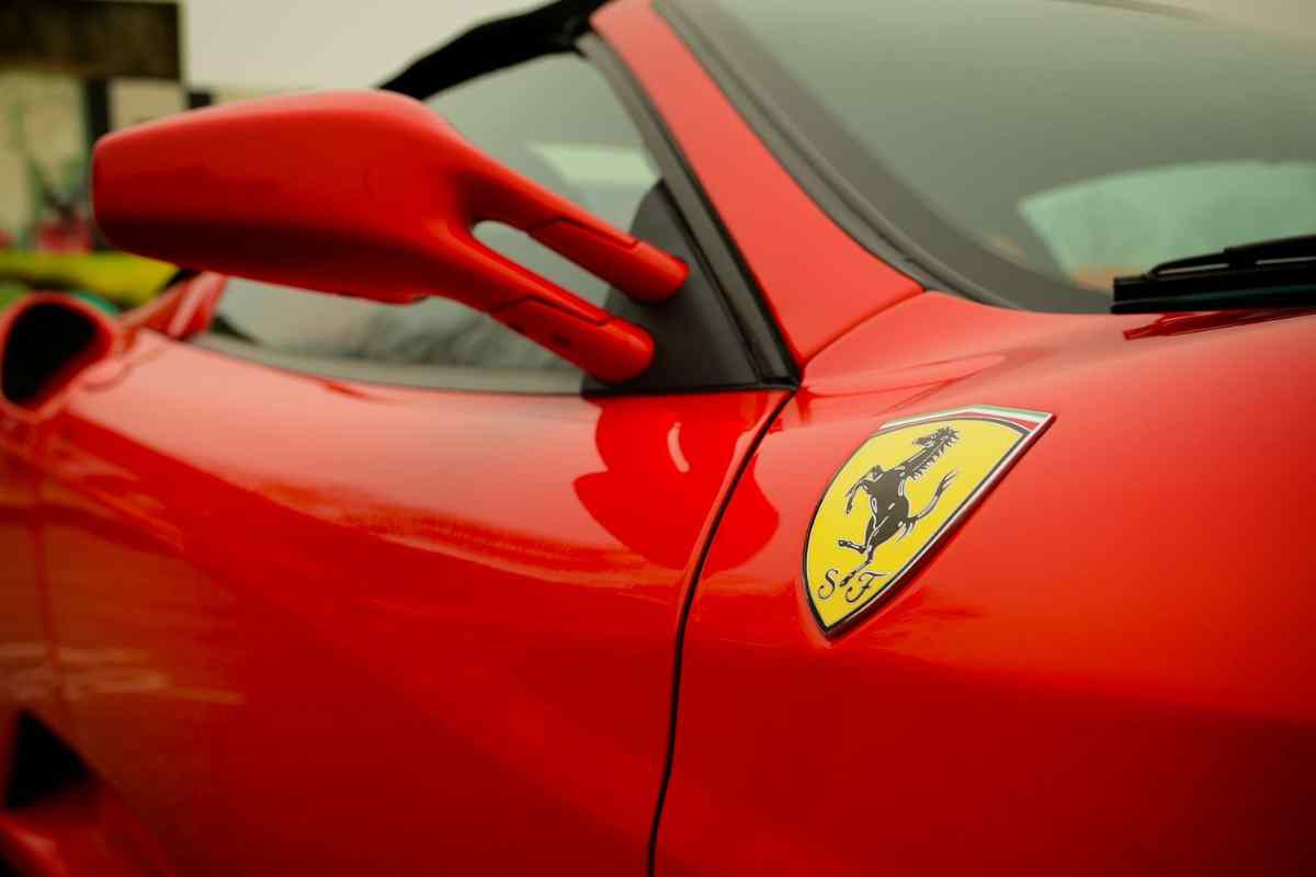 ferrari più economica