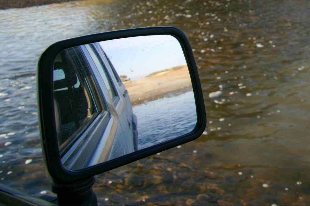 auto fiume